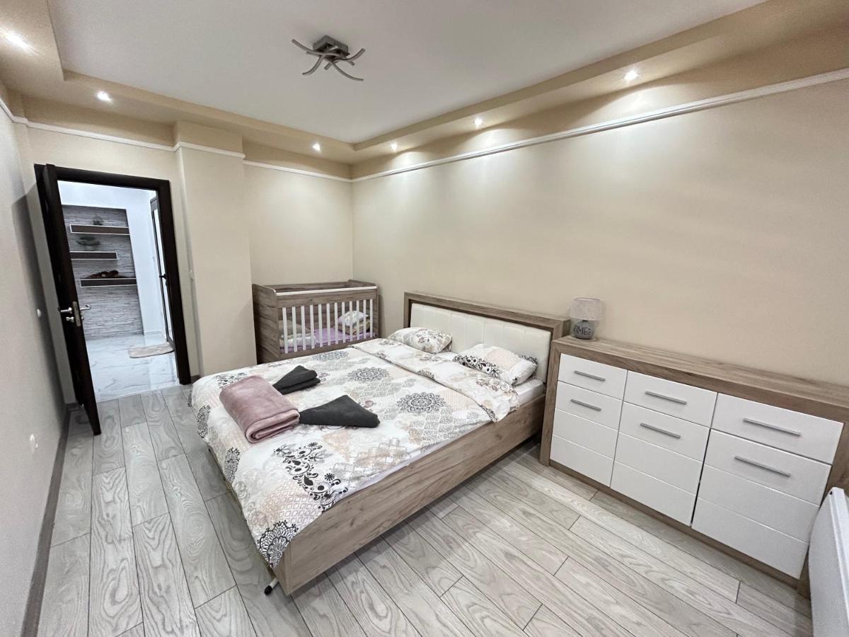 Apartament Deluxe Karina-Free Parking Burgas Ngoại thất bức ảnh